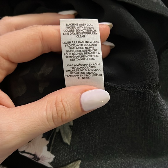 Dynamite tshirt - Large - Picture 6 of 6